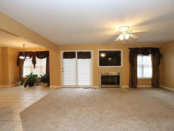 4th image of 6555 Oakshire Ct