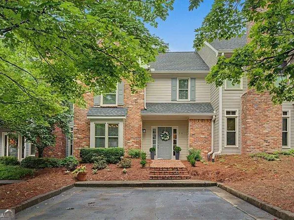 316 River Glen Dr, Roswell, GA 30075