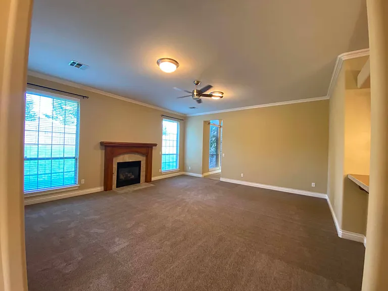 19417 Stubblefield Ln — Photo 6