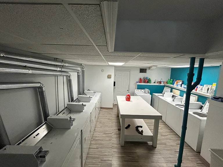 2127 N Richmond St #2 — Photo 8