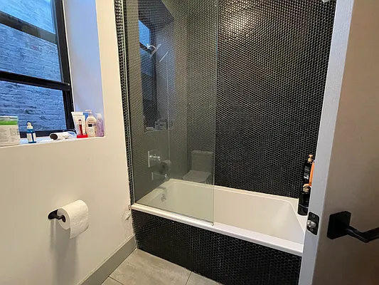 Rented by Yup Realty LLC | media 4