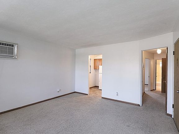 3rd image of 1227 D St #1X1A