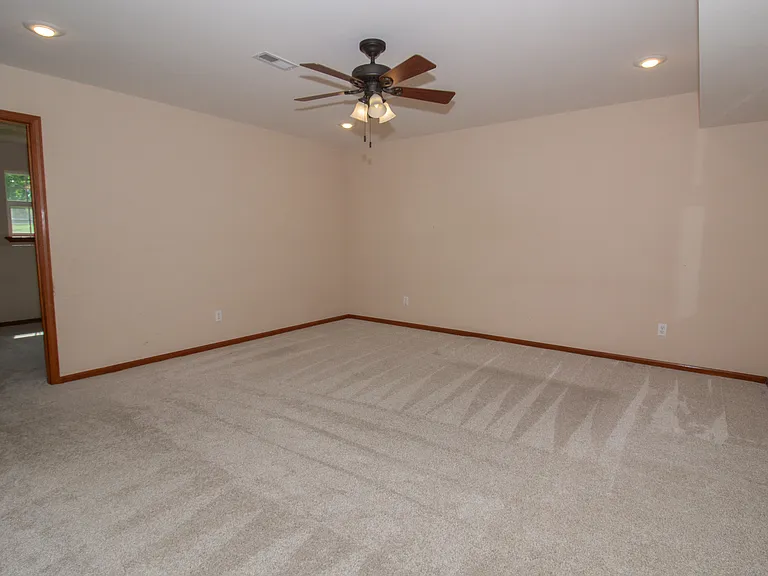 22039 Harlan Ln — Photo 9