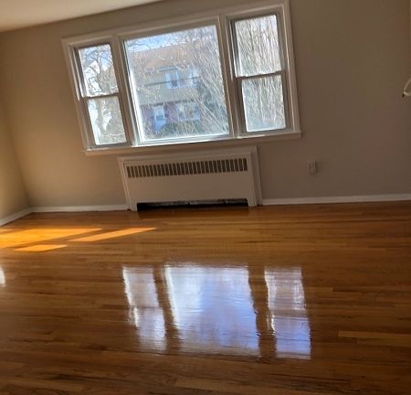 4th image of 1 Underhill Ct #2