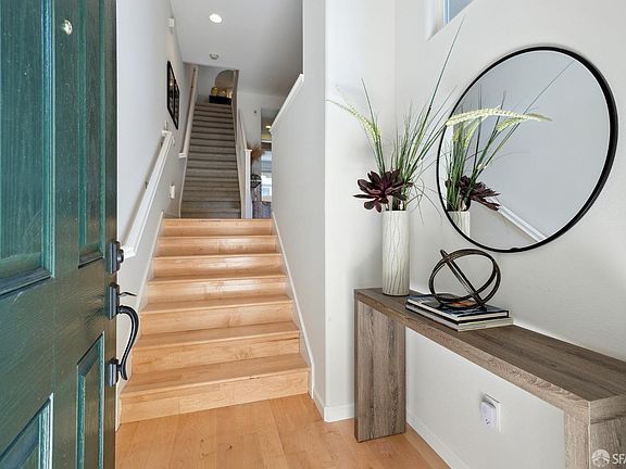 2nd image of 1365 McKinley Ct