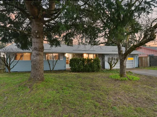 8513 NE Lewis Dr, Vancouver, WA 98662