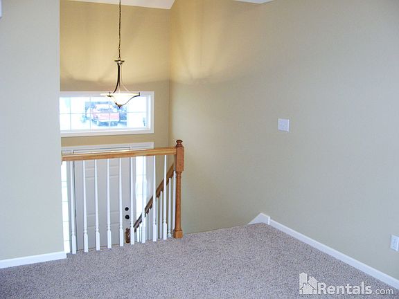 3rd image of 3019 Devonshire Dr