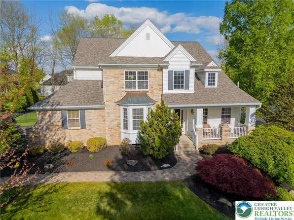 2705 Fringe Ln, Easton, PA 18040