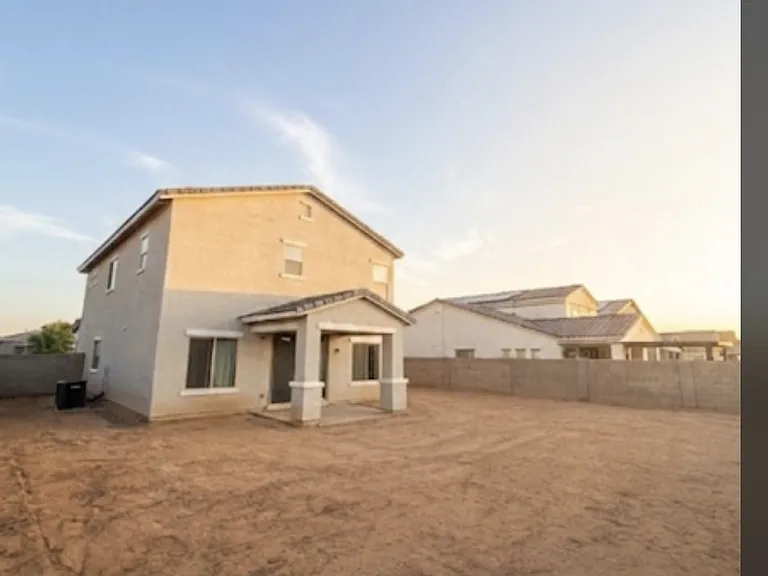 1376 E Avenida Isabela — Photo 20