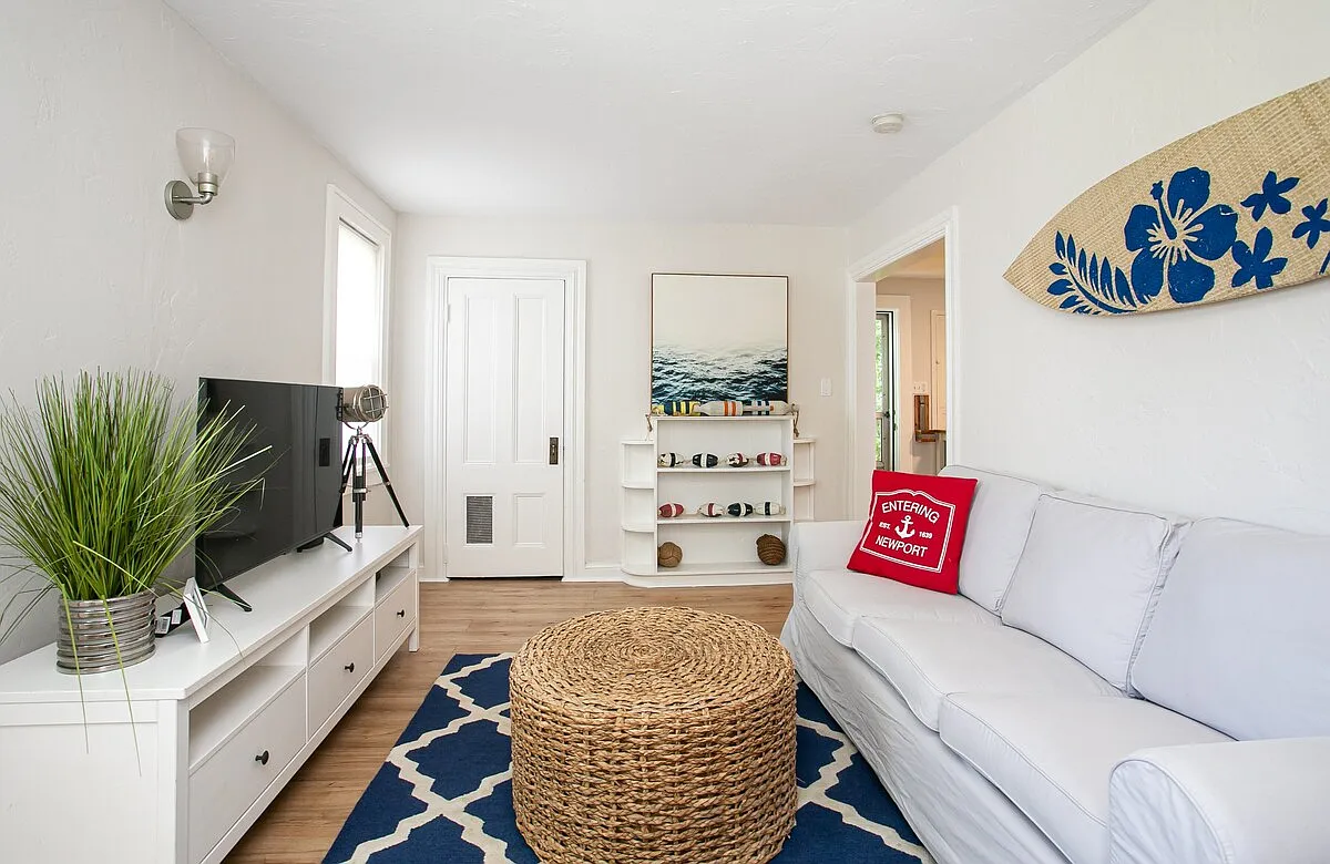 1 bed, 528 sqft, $1,950 — Photo 1
