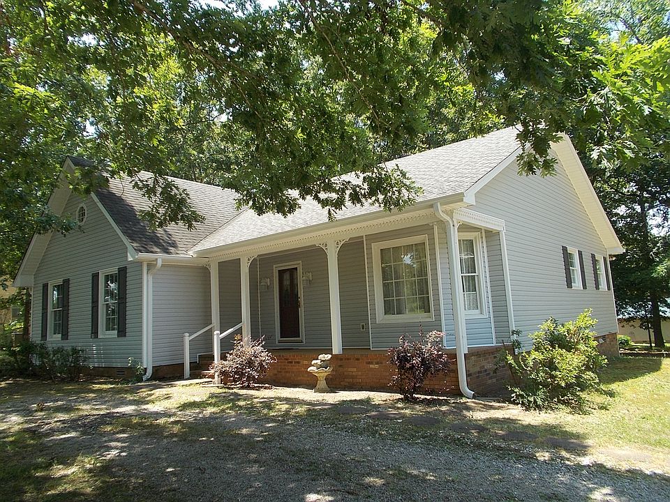 1st image of 104 Glen Dr