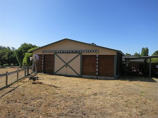 3rd image of 917 Skillman Ln