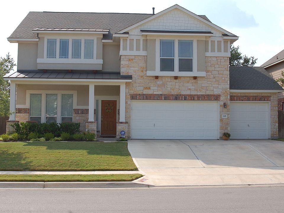 Great Curb Appeal!