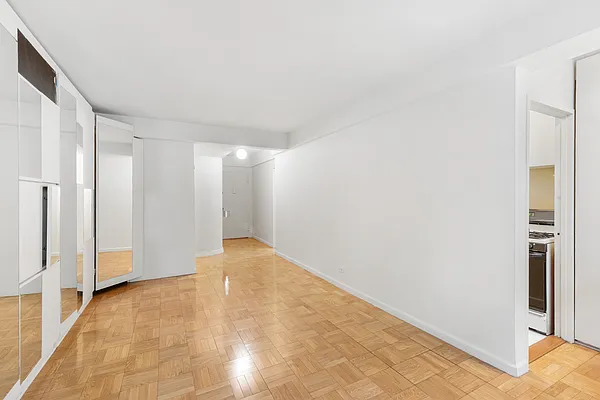 Sold by Compass | media 5