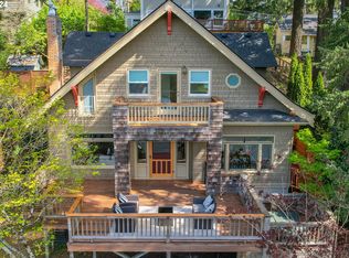 1735 SW Terrace Dr, Portland, OR 97201