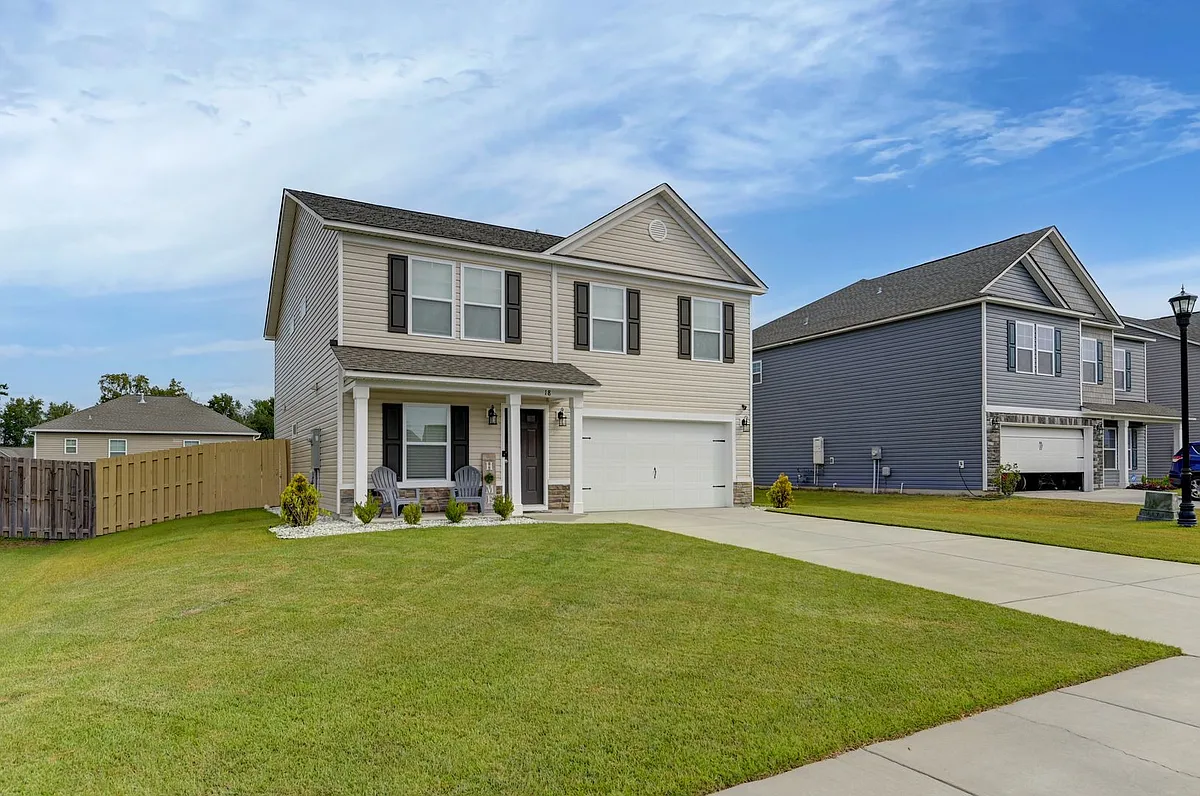 Building Photo - 18 Manchurian Ct
