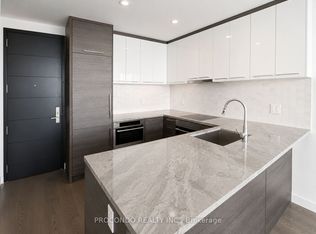 488 University Ave #3812, Toronto, ON M5G 0C1