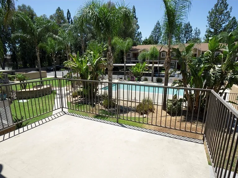 920 S Palmetto Ave #2 — Photo 15