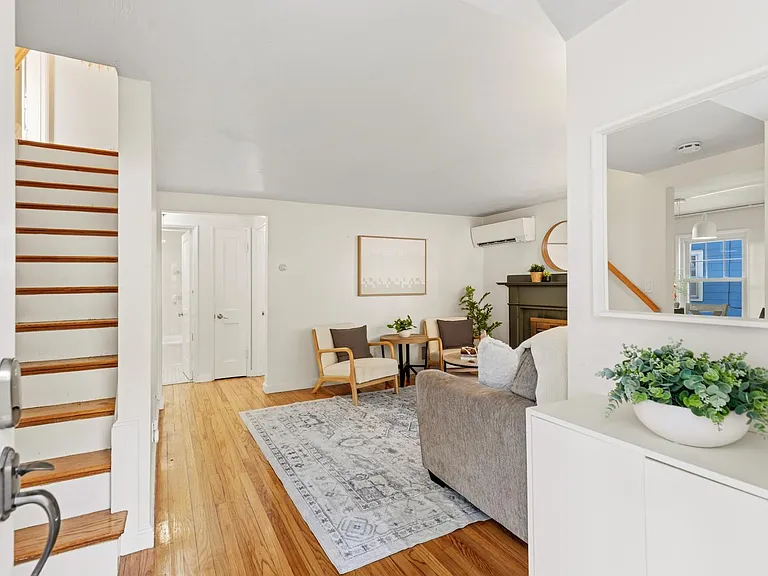 567 Poplar Streetsf — Photo 9