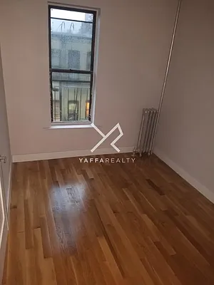 Rented by Yaffa Realty LLC | media 3