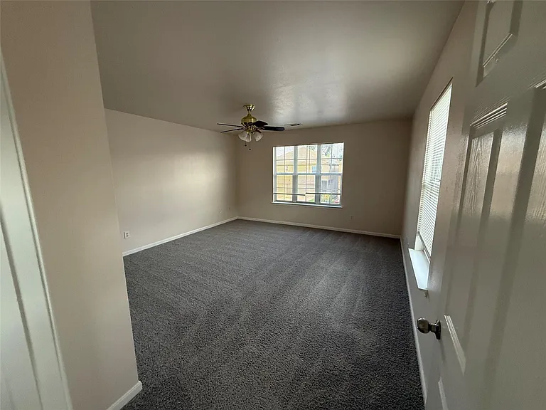 6410 Waldron Dr #A — Photo 12