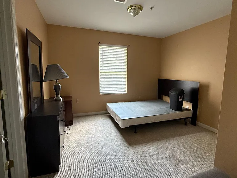 5212 Astor Pl SE — Photo 92