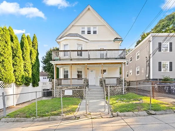 27 Bailey St, Dorchester, MA 02124