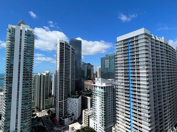 3rd image of 1155 Brickell Bay Dr APT 3209