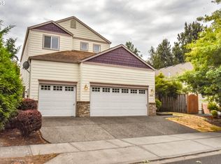 16438 NE Klickitat St, Portland, OR 97230