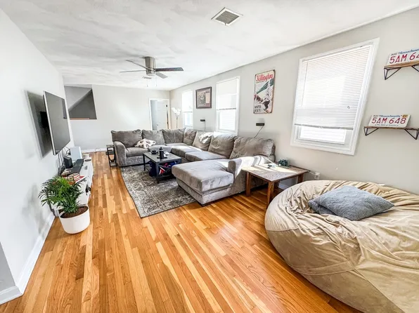 28 Fisk Ave, Somerville, MA