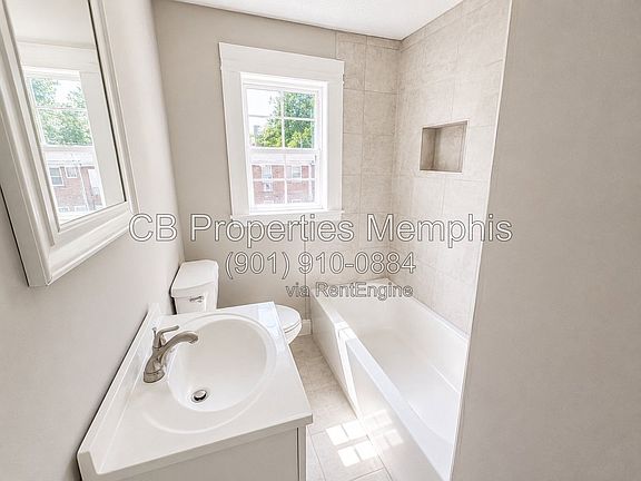 5th image of 2028 Amity Ave