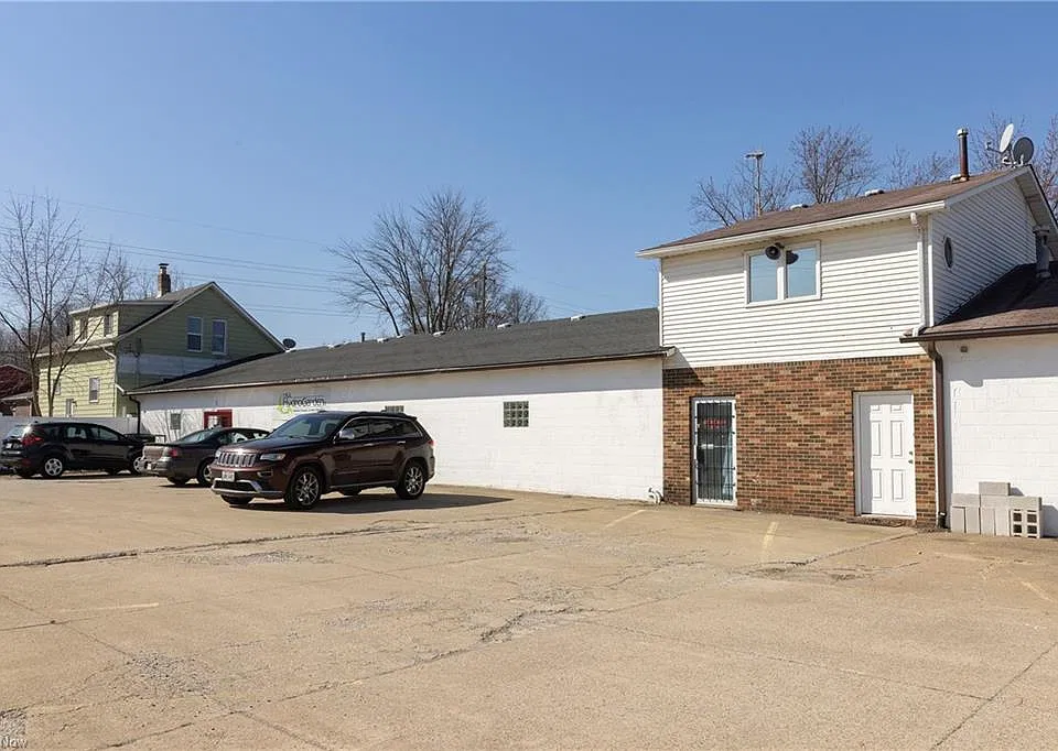 41957 N Ridge Rd #2