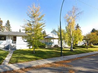 708 55th Ave S, Calgary, AB T2V 0G3
