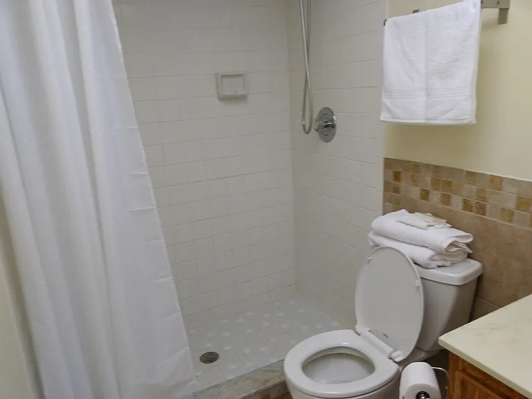 8474 Charter Club Cir #25 — Photo 13