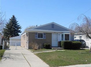 32131 Linderman Ave, Warren, MI 48093