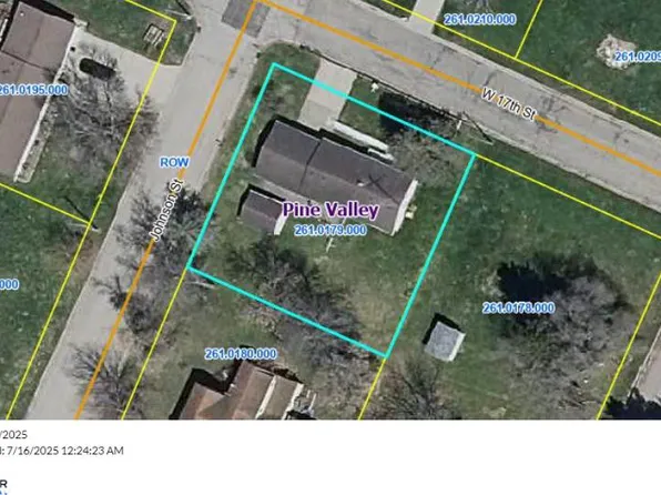 210 W 17th St, Neillsville, WI 54456