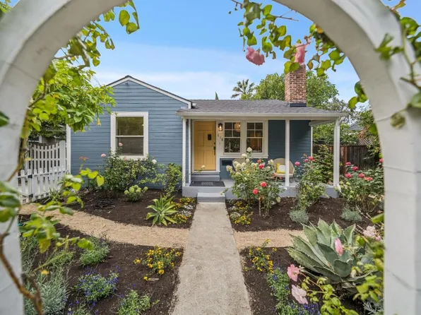 318 Oak Ave, Redwood City, CA 94061