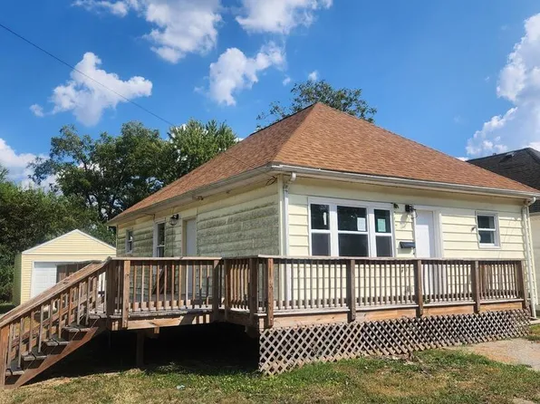 407 N Buchanan St, Marion, IL 62959