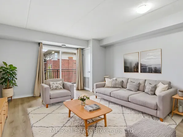 45 Goodwin Dr #311, Guelph, ON N1L 0E9