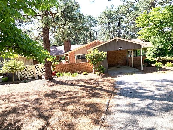 3rd image of 149 Knollwood Dr