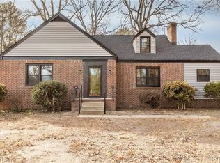 2918 Rolyart Rd, Petersburg, VA 23805