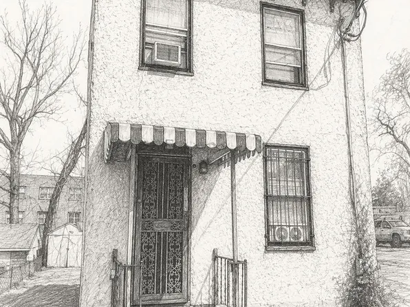 1312 V St SE, Washington, DC 20020