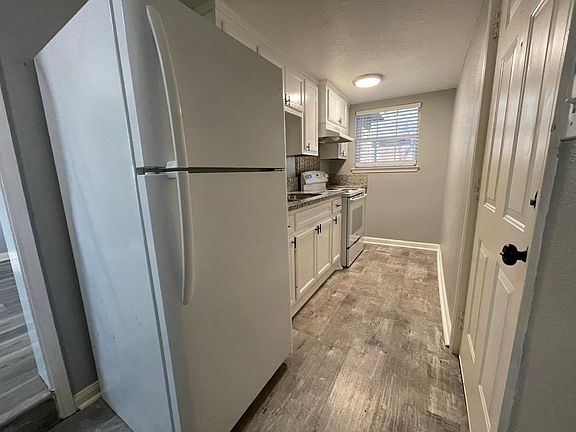 5th image of 2719 Virginia St #2721A