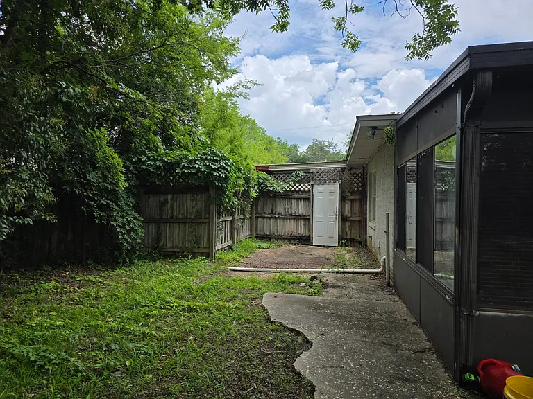 3614 Bridlewood Dr — Photo 9