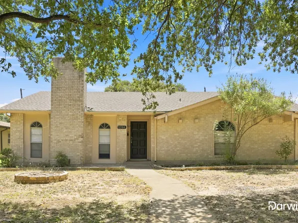 1504 Carnation Dr, Lewisville, TX 75067