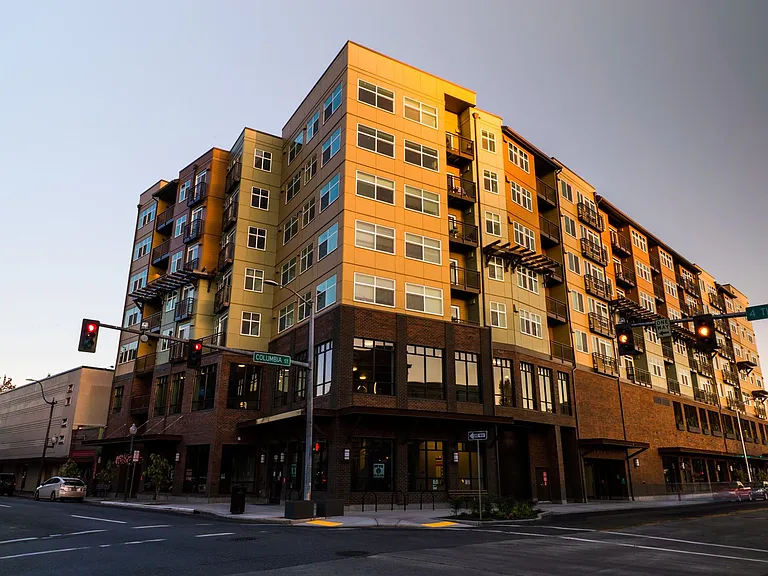 123-4th Apts — Photo 20