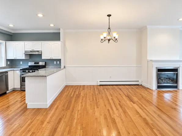 104 Elm St #2, Boston, MA 02129