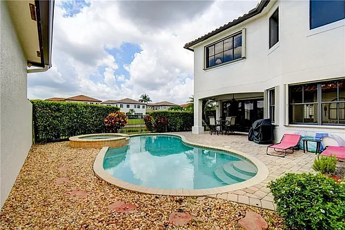 4169 Artesa Dr Photo 1