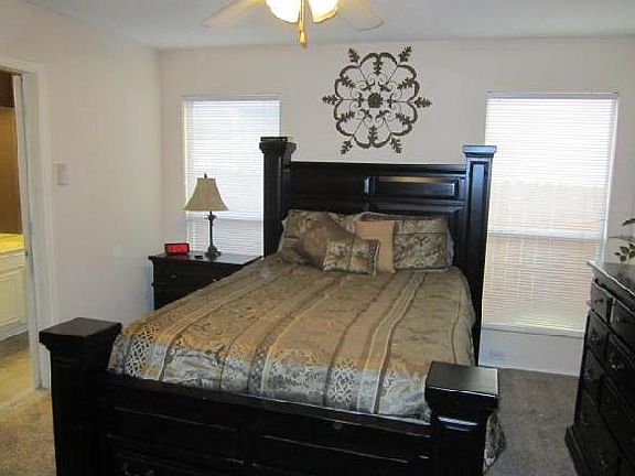 2nd image of 108 Hunter Dr