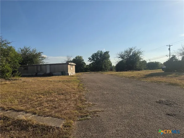 210 E Kathey Rd, Harker Heights, TX 76548